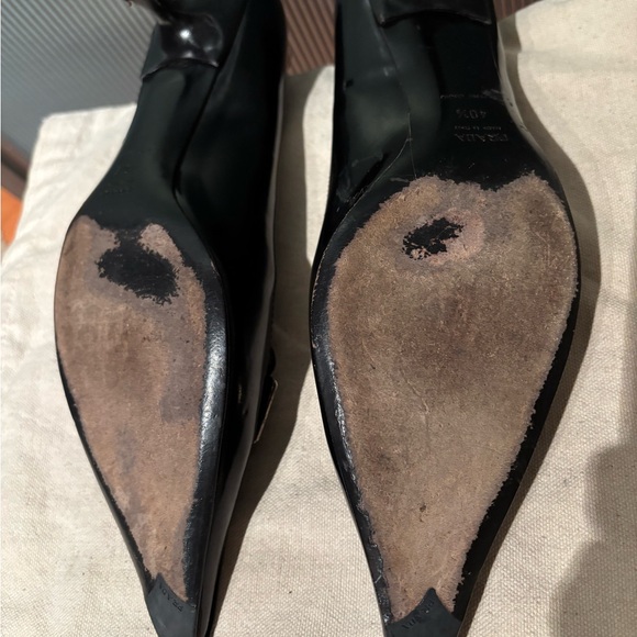 Vintage Prada Black Leather Pointy-toe Kitten Heel Pumps IT40.5 US 10/10.5 - Picture 6 of 7